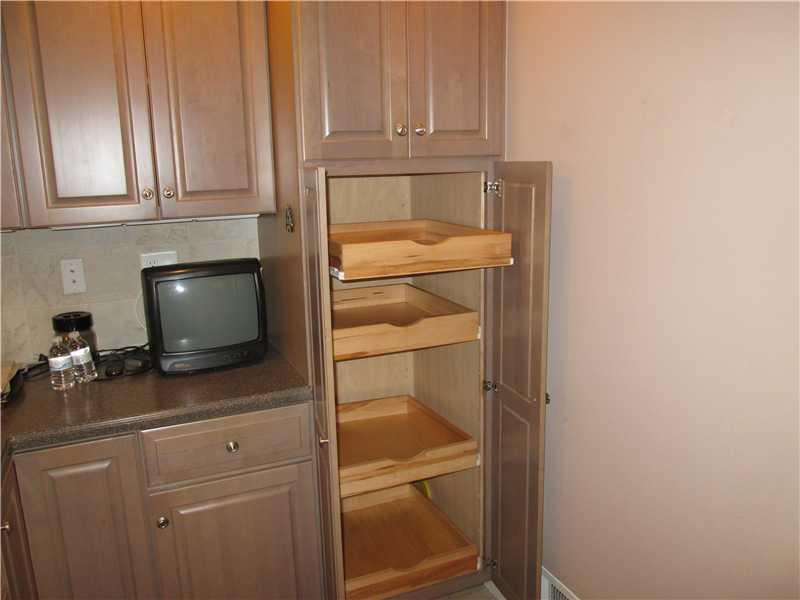 155 Gilmore Road Finleyville, PA 15332 - Photo 7 of 21 Kitchen.