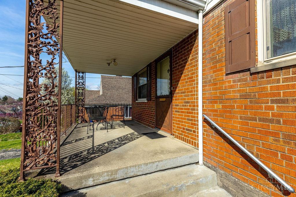 5632 Samver Road Cincinnati, OH 45239 - Photo 7 of 38