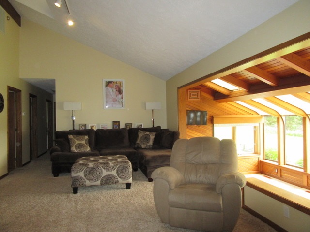 8591 South 41 Road Cadillac, MI 49601 - Photo 13 of 41 1834412-12.JPG