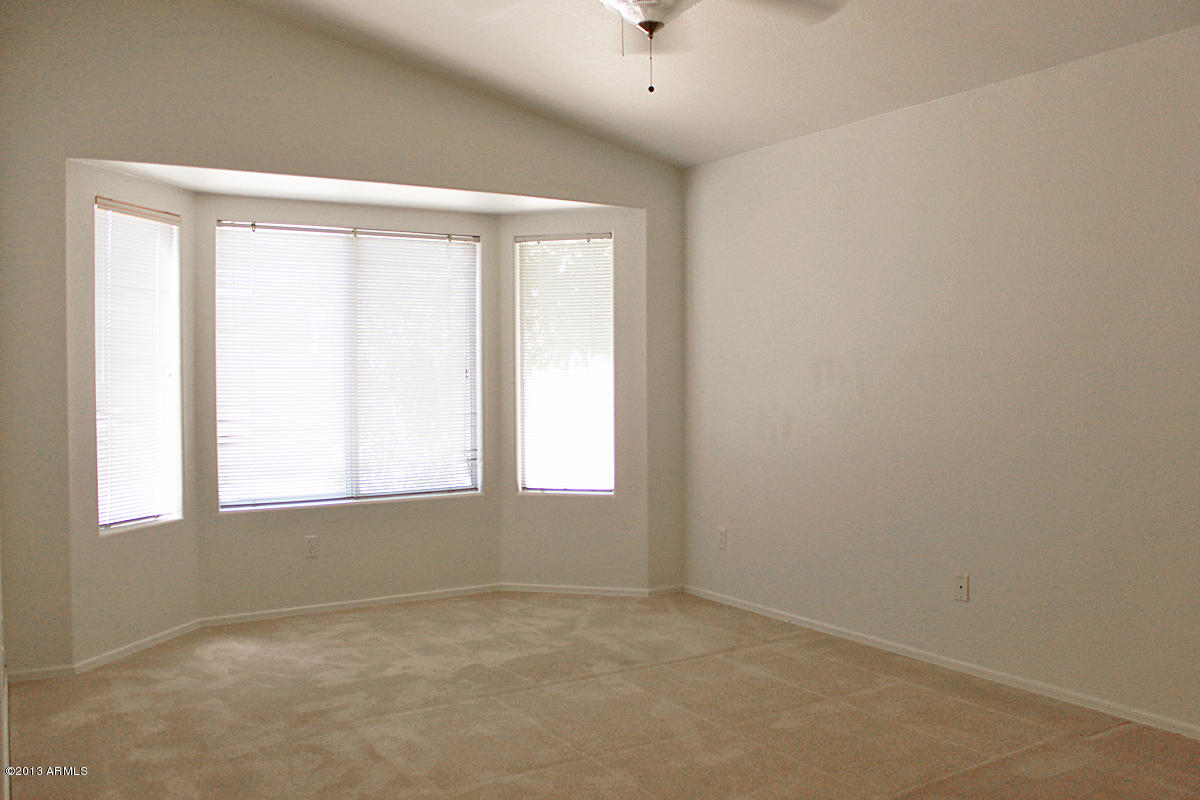117 West Del Rio Street Gilbert, AZ 85233 - Photo 8 of 18 008 Master Bedroom