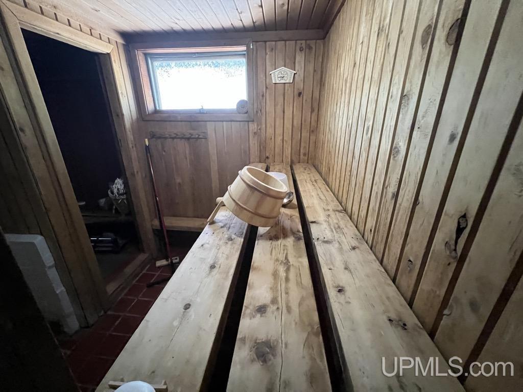 43370 Lindala Road Chassell, MI 49916 - Photo 33 of 38 Gallery Image 33