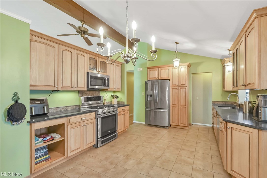 13678 Sheldon Road Brook Park, OH 44142 - Photo 10 of 35 All Appliances Stay!