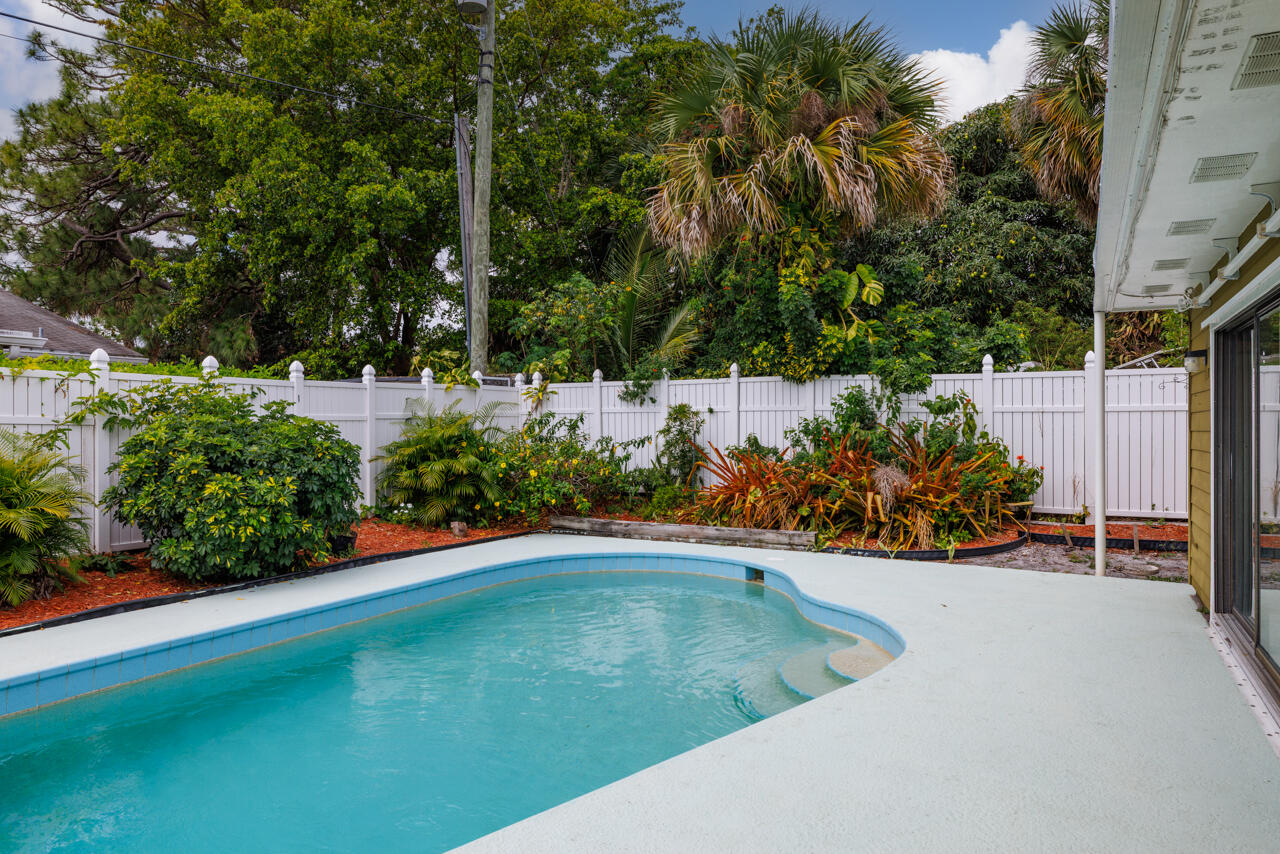 246 Southeast Ila Street Stuart, FL 34994 - Photo 14 of 47 untitled-43