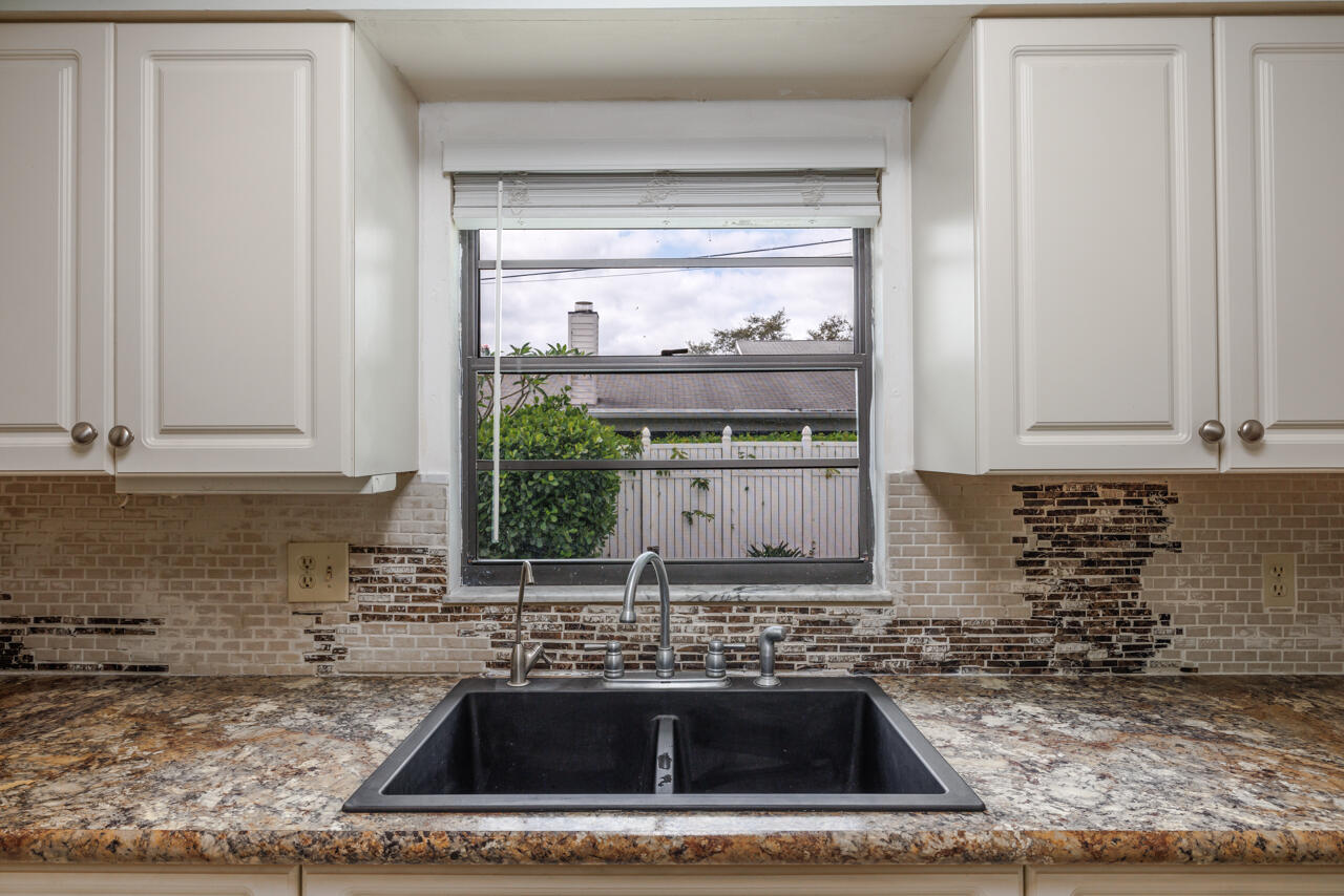 246 Southeast Ila Street Stuart, FL 34994 - Photo 18 of 47 untitled-28