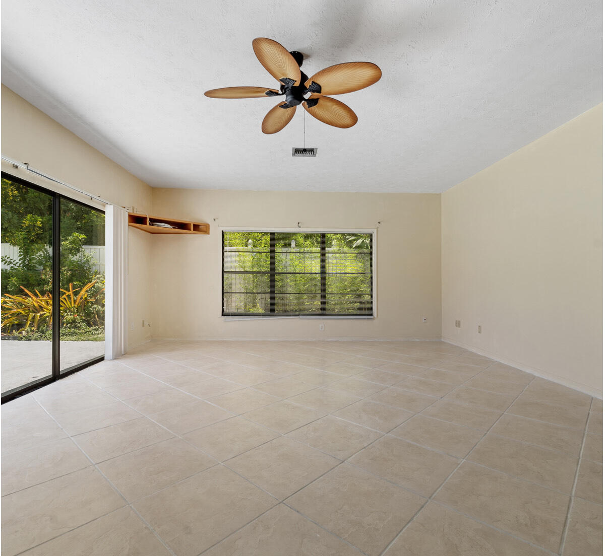 246 Southeast Ila Street Stuart, FL 34994 - Photo 25 of 47 IMG_4950