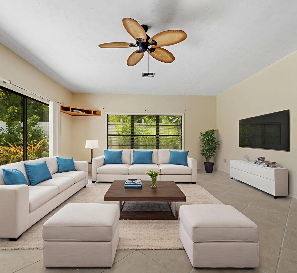 246 Southeast Ila Street Stuart, FL 34994 - Photo 26 of 47 IMG_4949