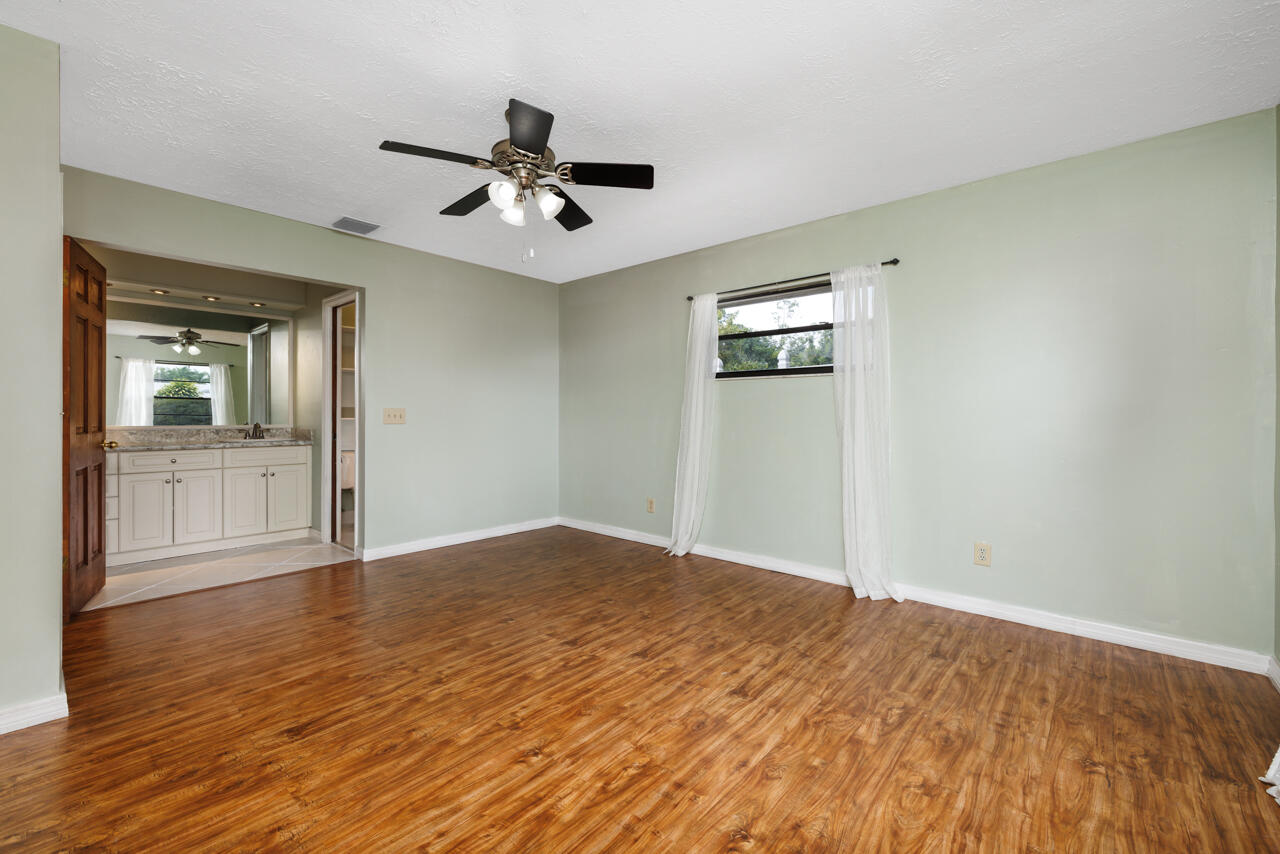 246 Southeast Ila Street Stuart, FL 34994 - Photo 33 of 47 untitled-33