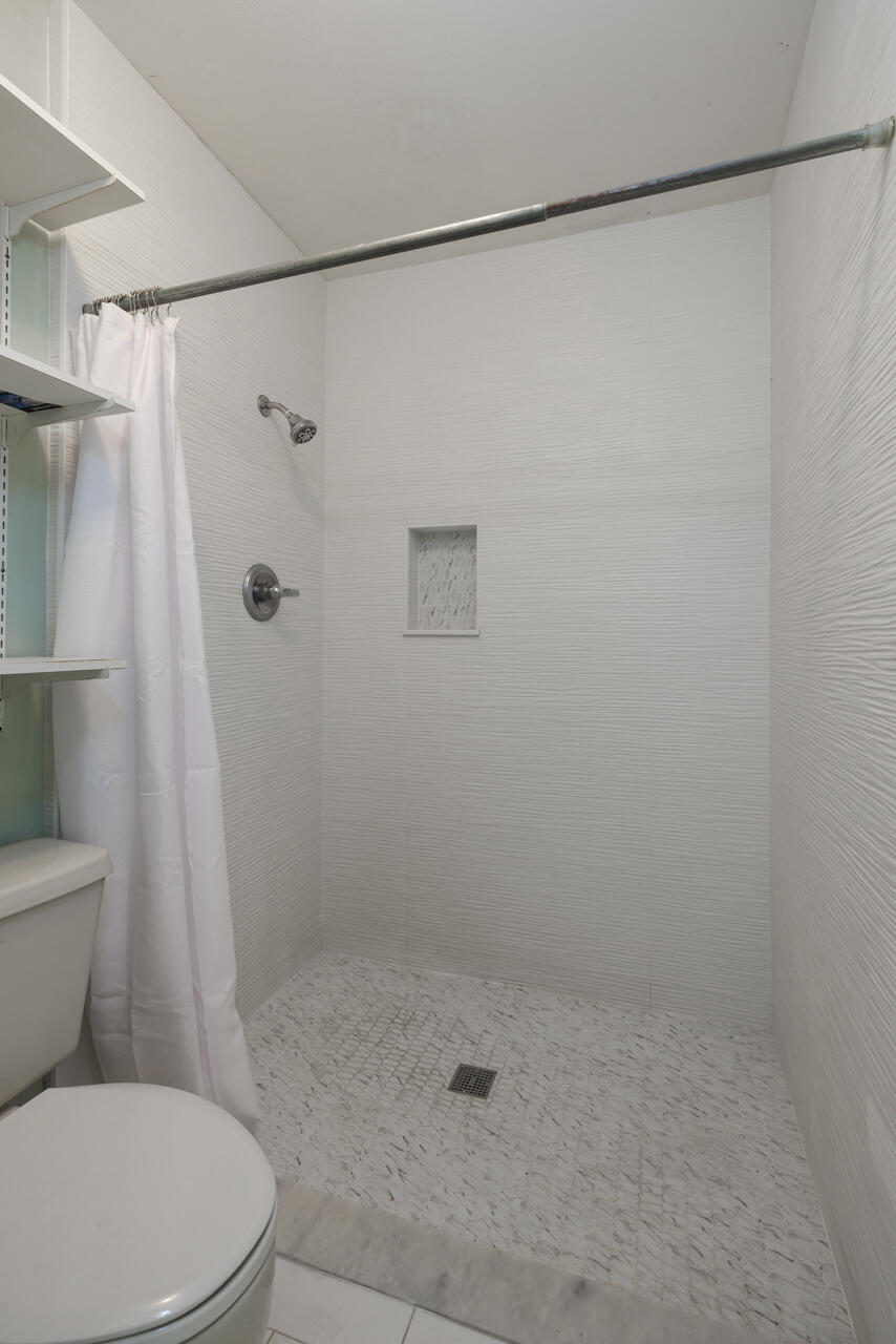 246 Southeast Ila Street Stuart, FL 34994 - Photo 38 of 47 untitled-36