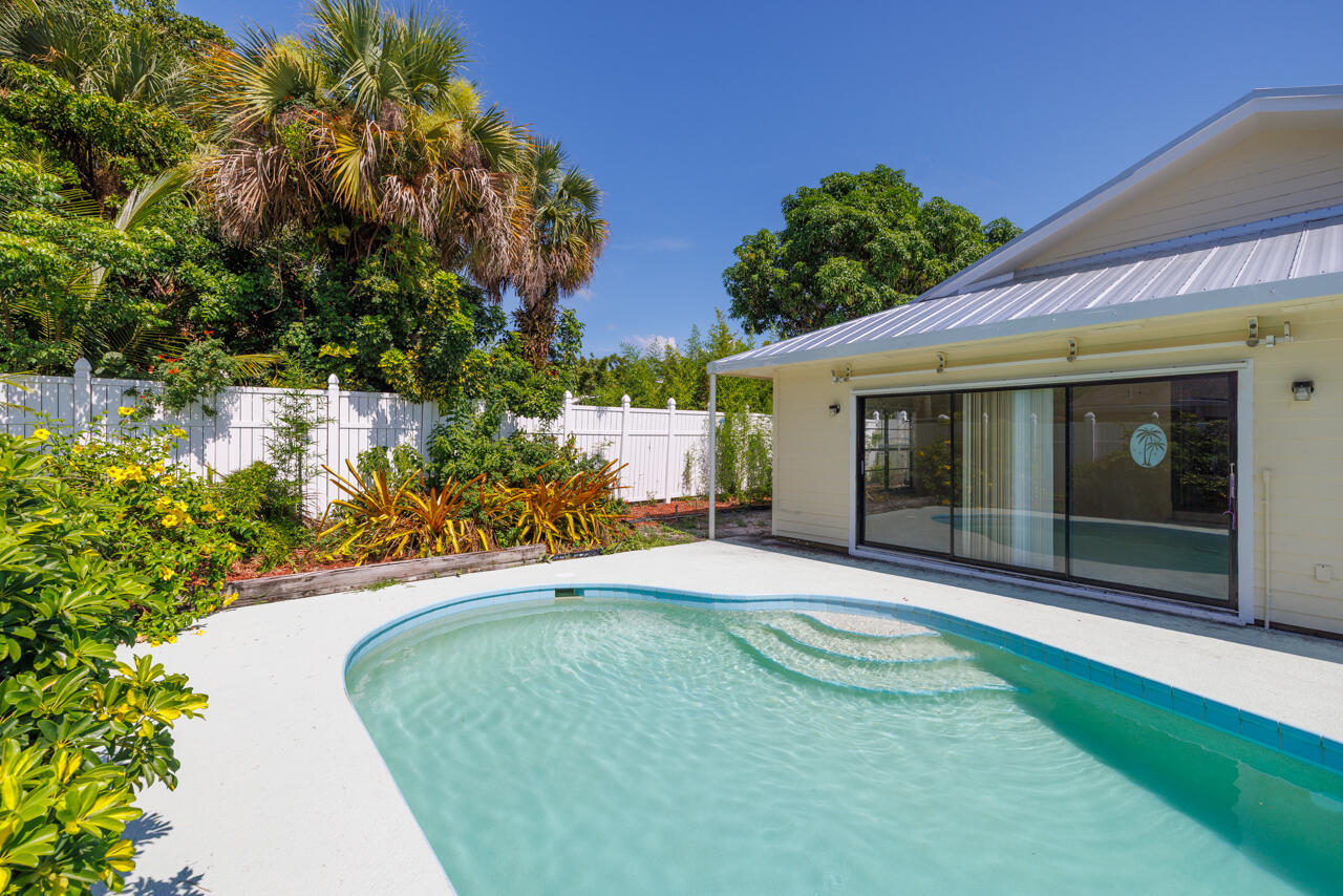 246 Southeast Ila Street Stuart, FL 34994 - Photo 6 of 47 untitled-25