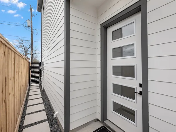 $450,000 | 3413 McGowen Street, Houston, TX 77004