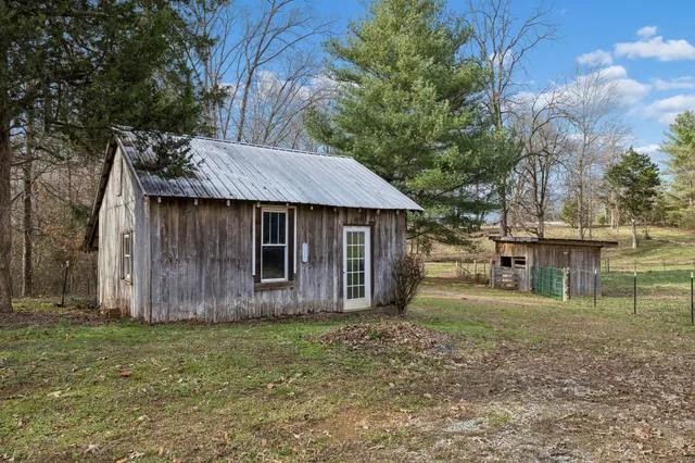 $415,000 | 135 Carter Road, Winchester, TN 37398