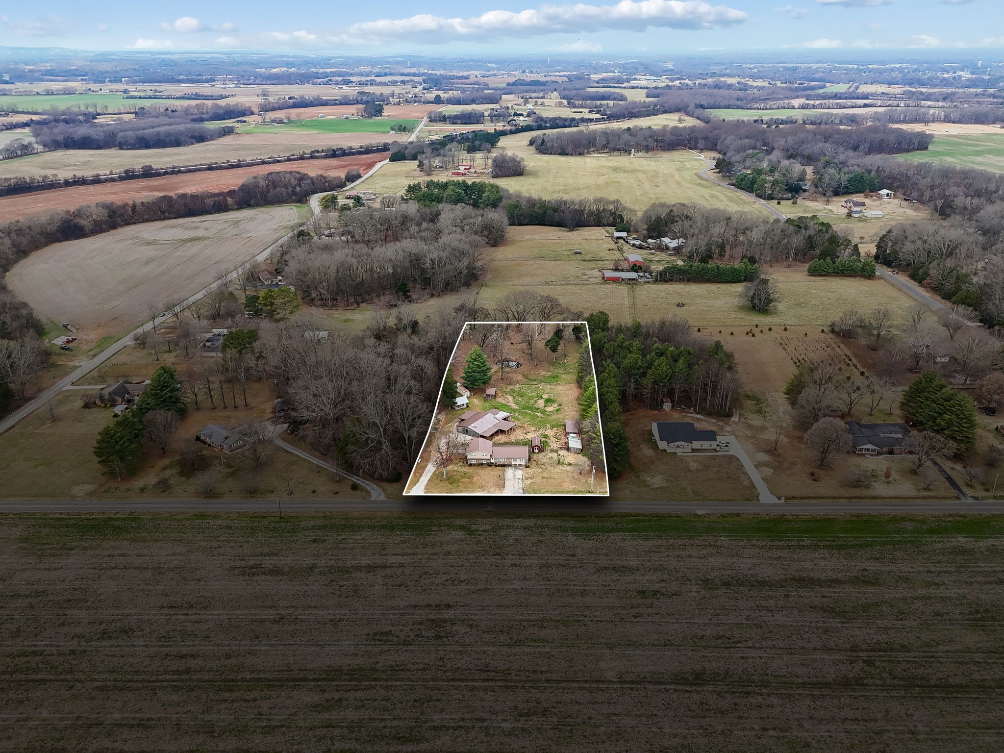 135 Carter Road Winchester, TN 37398 - Photo 48 of 52 Gallery Image 48