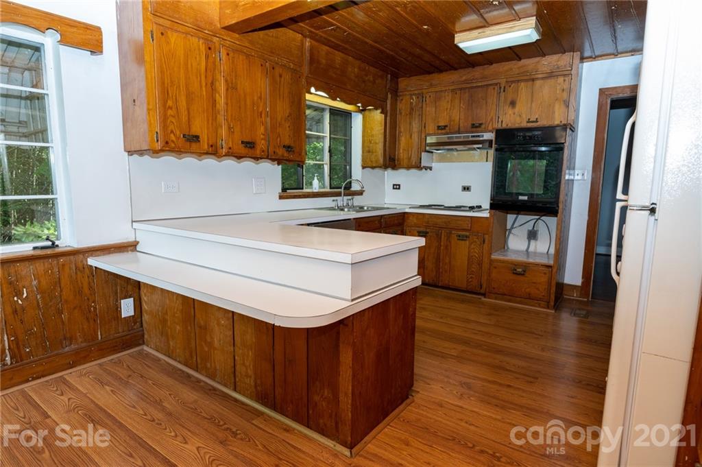 629 Rutherford Road Marion, NC 28752 - Photo 11 of 14 Gallery Image 11