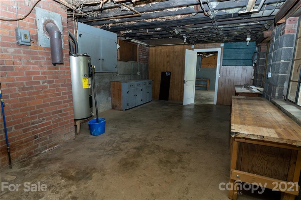 629 Rutherford Road Marion, NC 28752 - Photo 12 of 14 Gallery Image 12