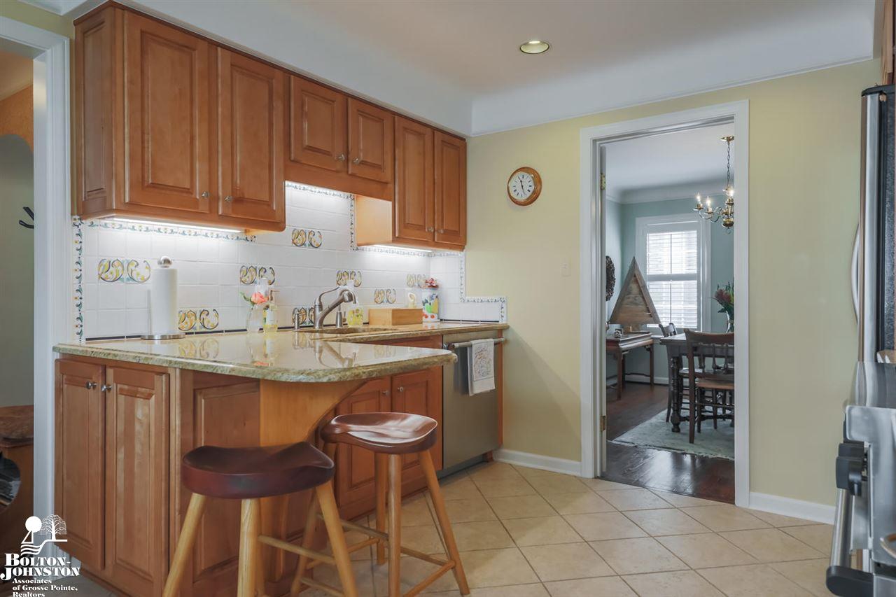 1359 Harvard Road Grosse Pointe Park, MI 48230 - Photo 18 of 31