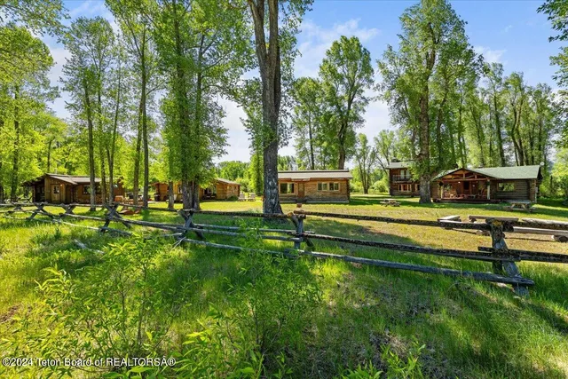 $11,950,000 | 6455 Snake River Ranch Road, Wilson, WY 83014