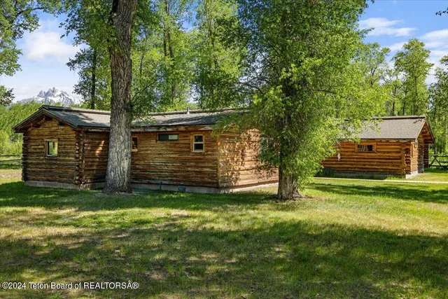 $11,950,000 | 6455 Snake River Ranch Road, Wilson, WY 83014