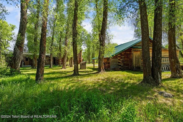$11,950,000 | 6455 Snake River Ranch Road, Wilson, WY 83014