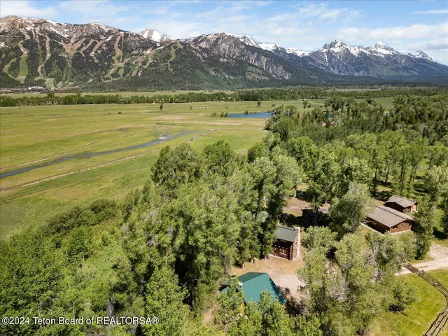 $11,950,000 | 6455 Snake River Ranch Road, Wilson, WY 83014