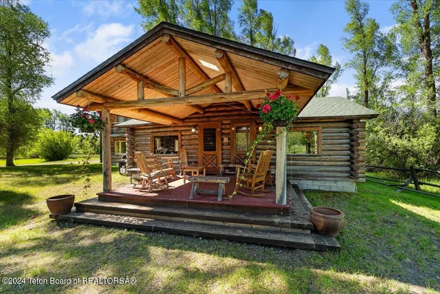 $11,950,000 | 6455 Snake River Ranch Road, Wilson, WY 83014