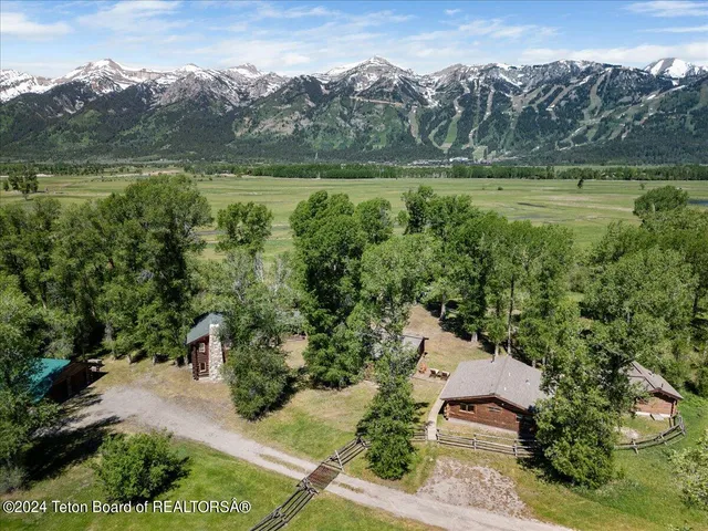 $11,950,000 | 6455 Snake River Ranch Road, Wilson, WY 83014