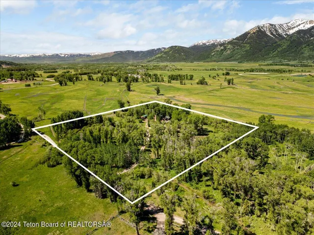 $11,950,000 | 6455 Snake River Ranch Road, Wilson, WY 83014