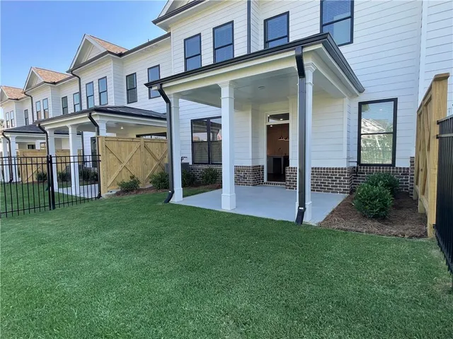 $2,800 | 4807 Larkin Pass, Buford, GA 30518