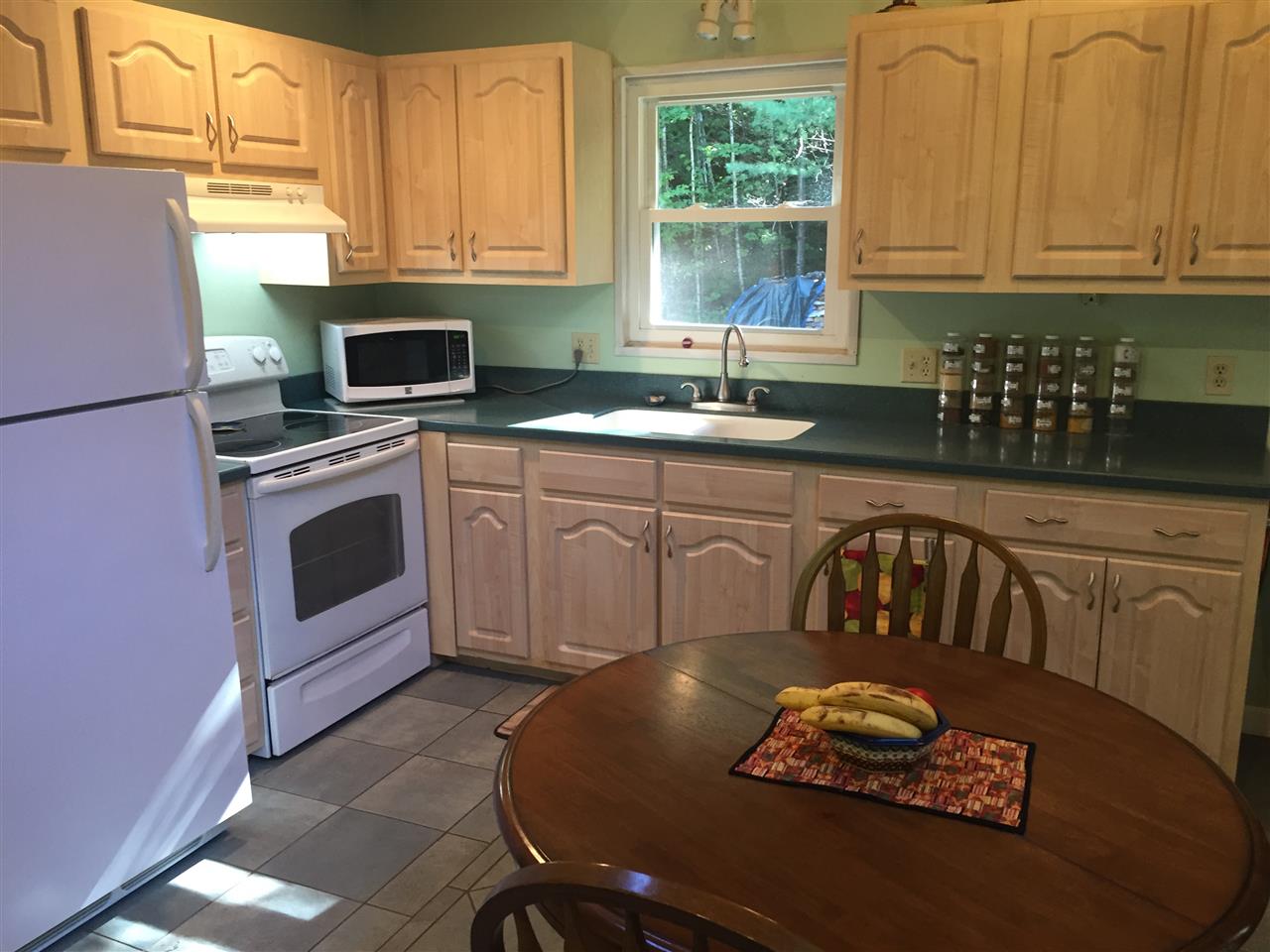174 Tate Road Gilford, NH 03249 - Photo 19 of 38