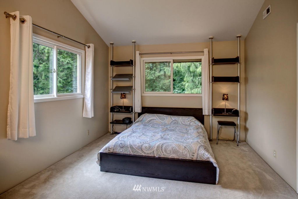 23209 39th Avenue Southeast Bothell, WA 98021 - Photo 14 of 24