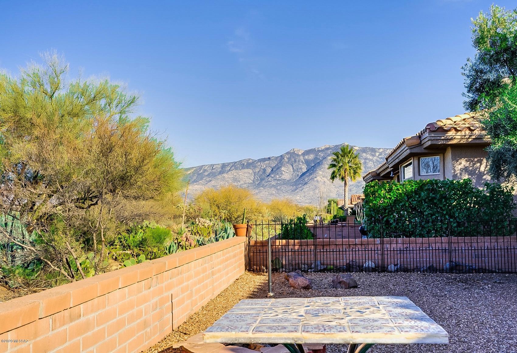 1717 East Crown Ridge Way Oro Valley, AZ 85755 - Photo 18 of 22