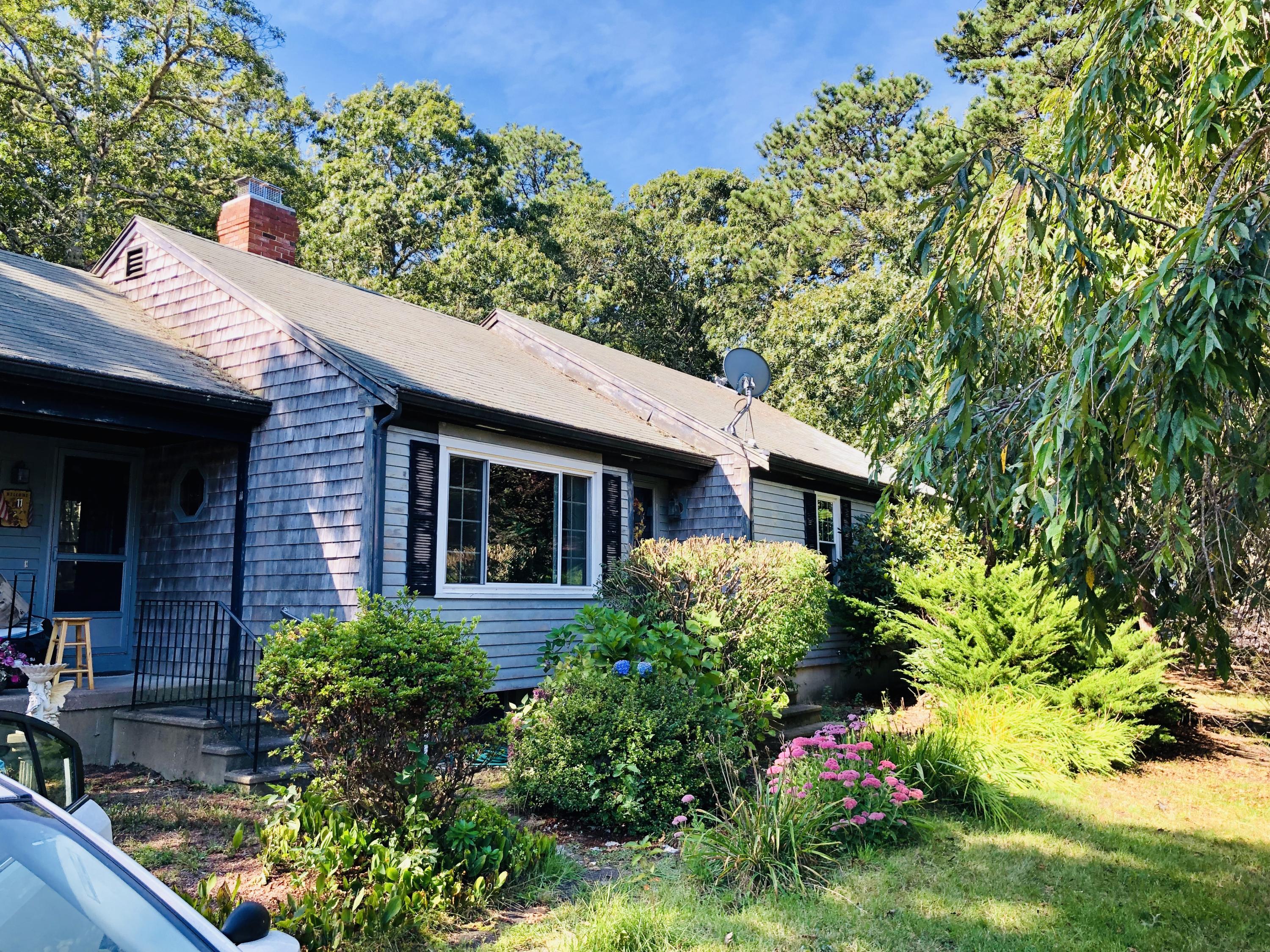 11 Marion Road Harwich, MA 02645 - Photo 3 of 27 A9FEB752-D622-431E-8298-66CDB2BA21C9