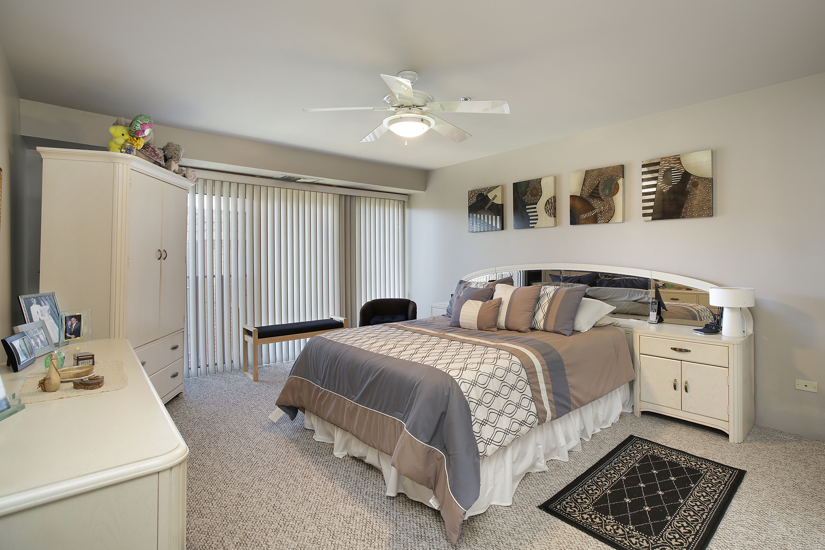 412 Kelburn Road, Unit 313 Deerfield, IL 60015 - Photo 8 of 12 Gallery Image 8