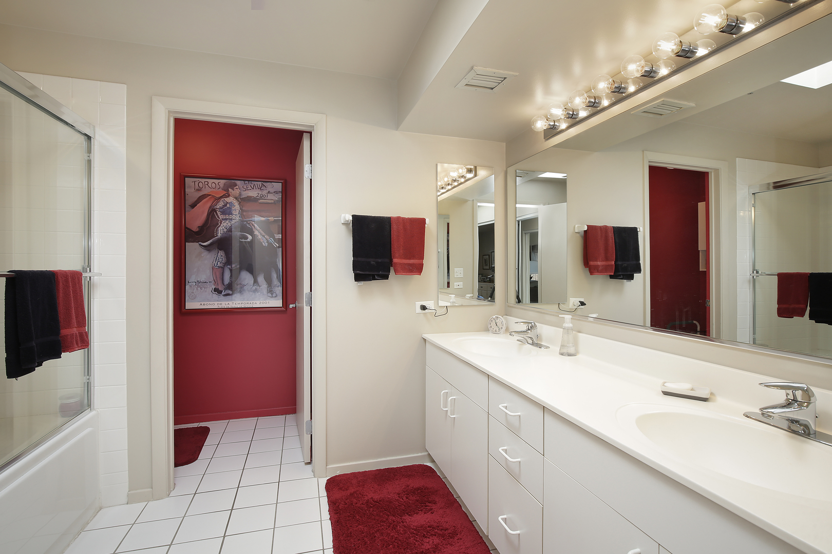 412 Kelburn Road, Unit 313 Deerfield, IL 60015 - Photo 9 of 12 Gallery Image 9
