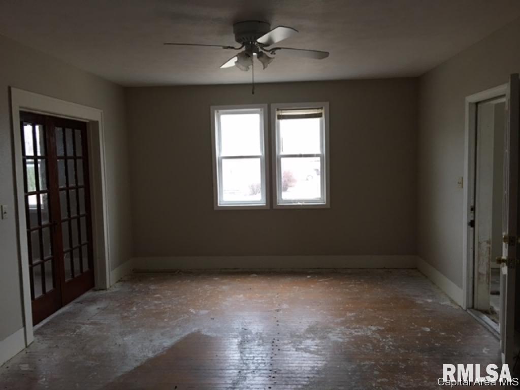 315 East North Street Roodhouse, IL 62082 - Photo 4 of 13 Gallery Image 4
