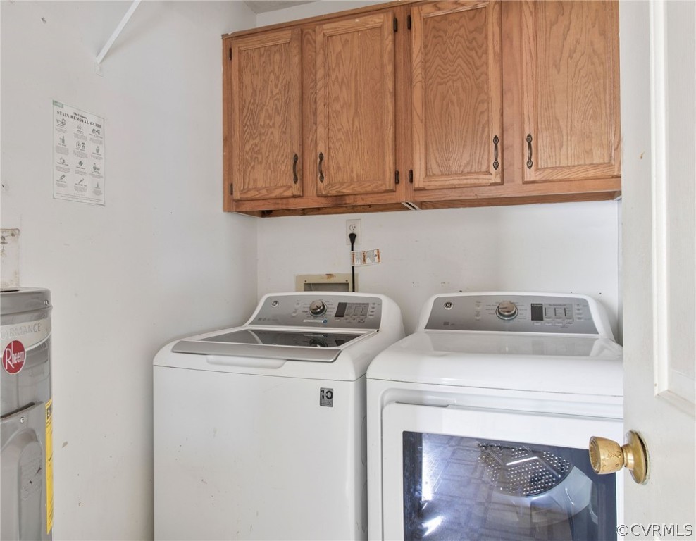 3800 Bailey Farm Road Moseley, VA 23120 - Photo 11 of 48 a utility room with dryer and washer