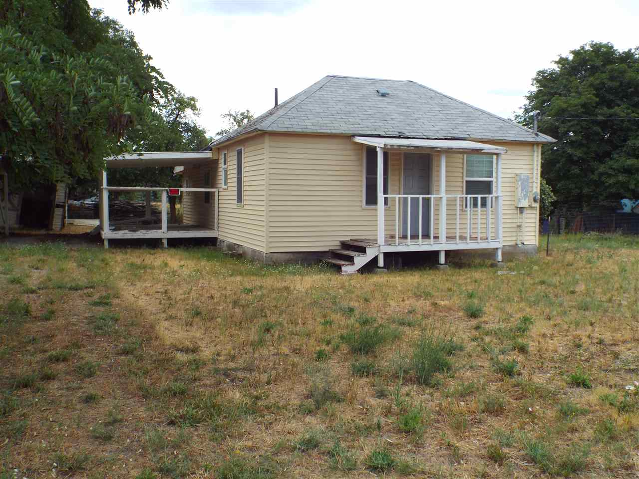 4216 North Willow Road Spokane, WA 99206 - Photo 1 of 17
