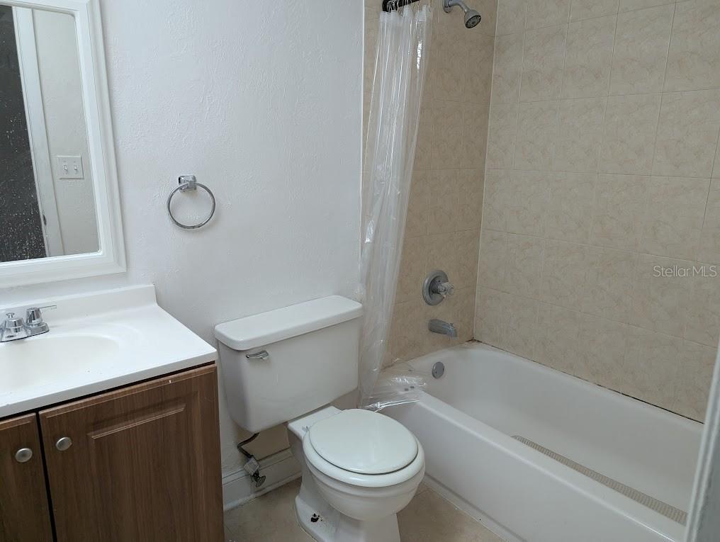 713 Southwest 69th Street, Unit A&B Gainesville, FL 32607 - Photo 10 of 23