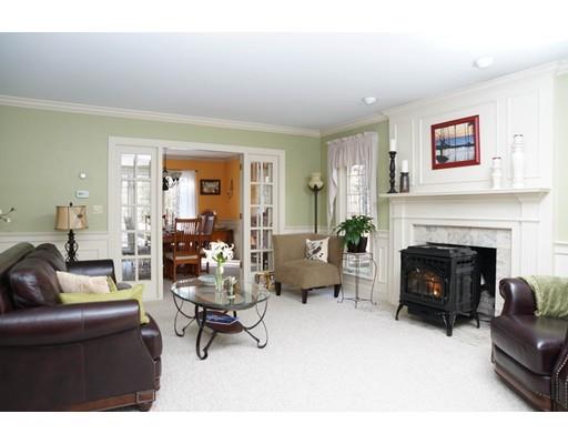 28 Deerfield Terrace Rochester, MA 02770 - Photo 9 of 25