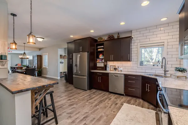 $550,000 | 2711 Hoffman Road, Mankato, MN 56001