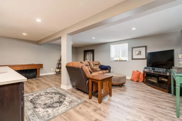 $550,000 | 2711 Hoffman Road, Mankato, MN 56001