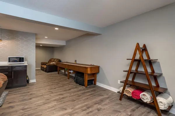 $550,000 | 2711 Hoffman Road, Mankato, MN 56001
