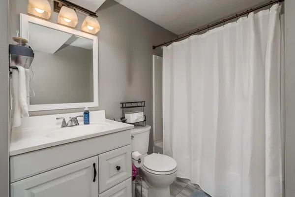 $550,000 | 2711 Hoffman Road, Mankato, MN 56001