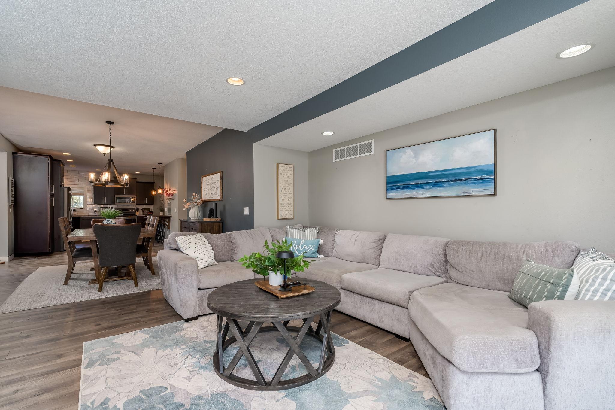 2711 Hoffman Road Mankato, MN 56001 - Photo 5 of 48