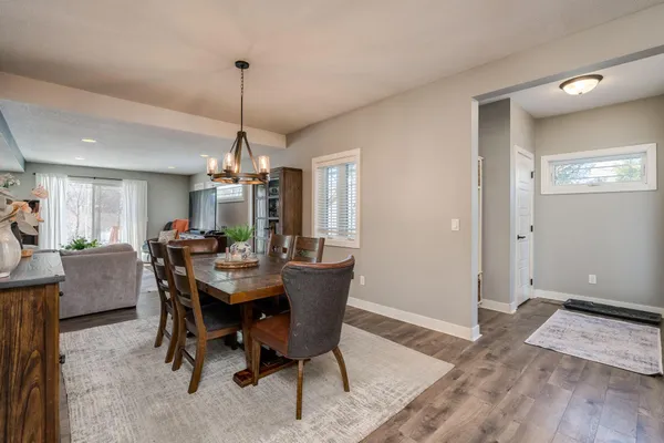 $550,000 | 2711 Hoffman Road, Mankato, MN 56001