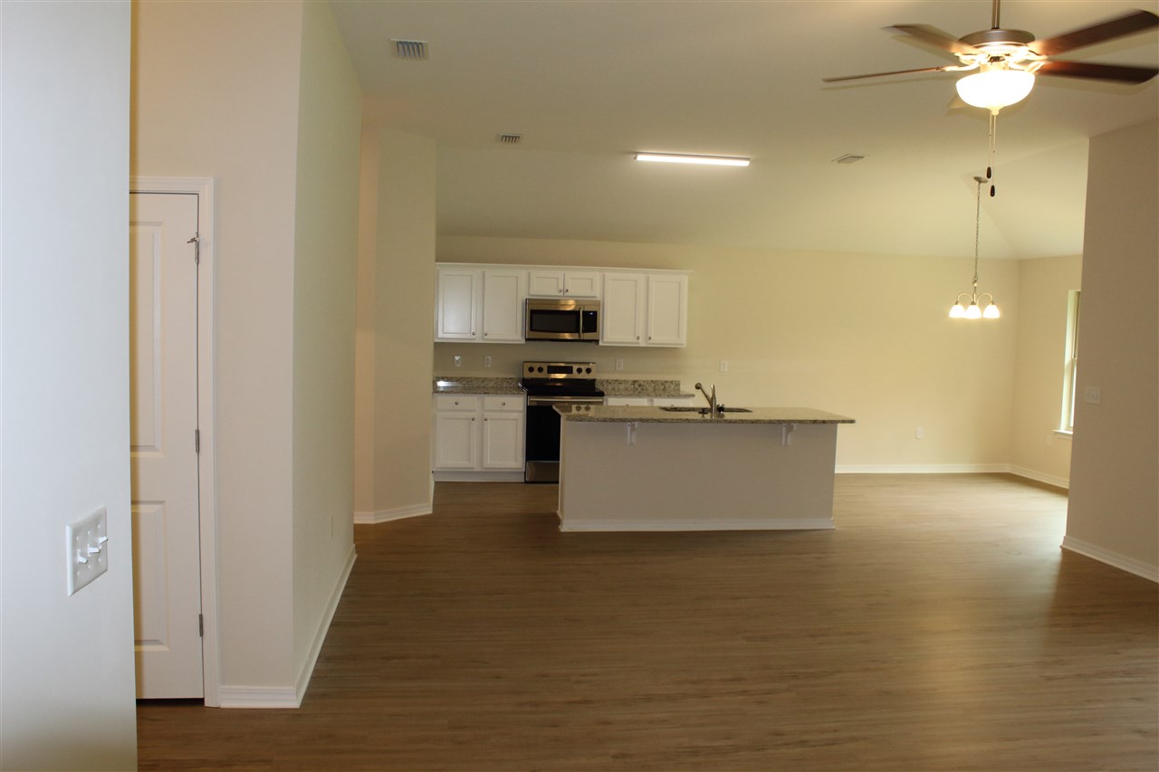 22660 Ridgewood Drive Robertsdale, AL 36567 - Photo 2 of 29
