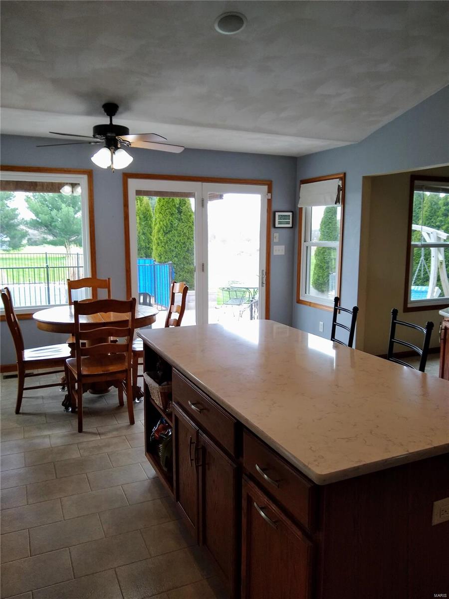 9770 Lilac Road St. Jacob, IL 62281 - Photo 17 of 65