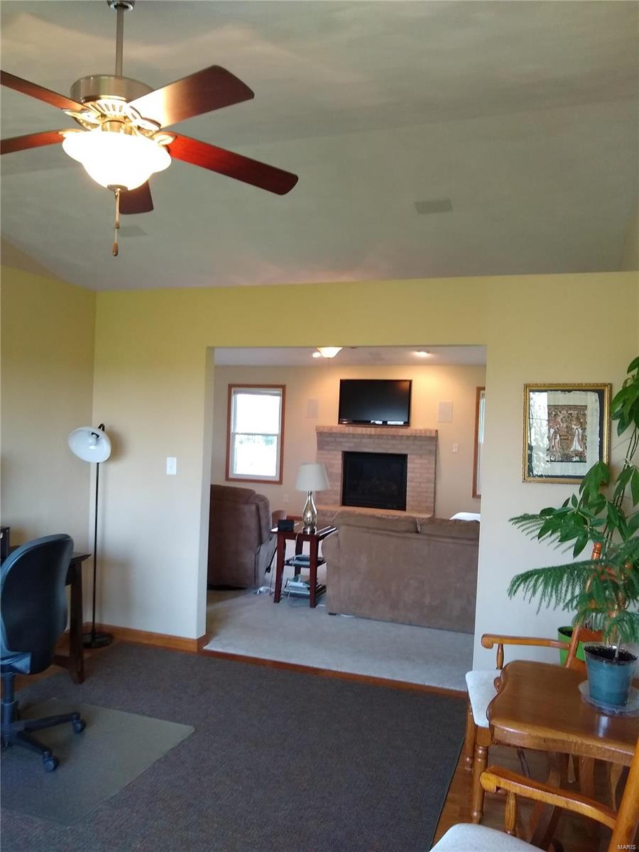 9770 Lilac Road St. Jacob, IL 62281 - Photo 32 of 65