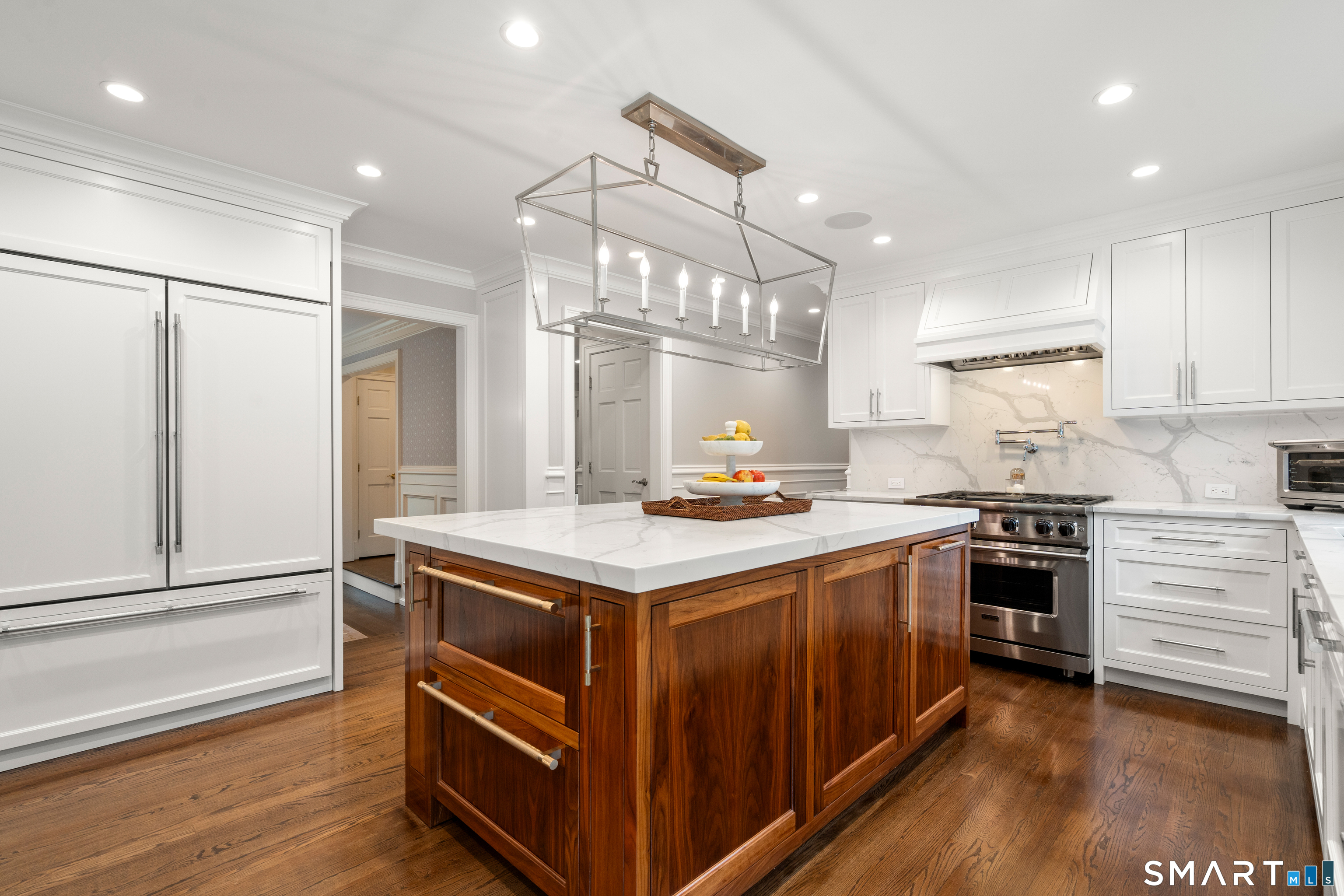 42 Anvil Road Fairfield, CT 06890 - Photo 6 of 39