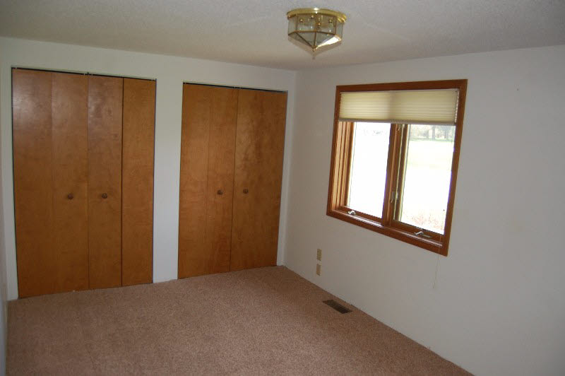 1509 Fraser Road Kawkawlin, MI 48631 - Photo 8 of 18