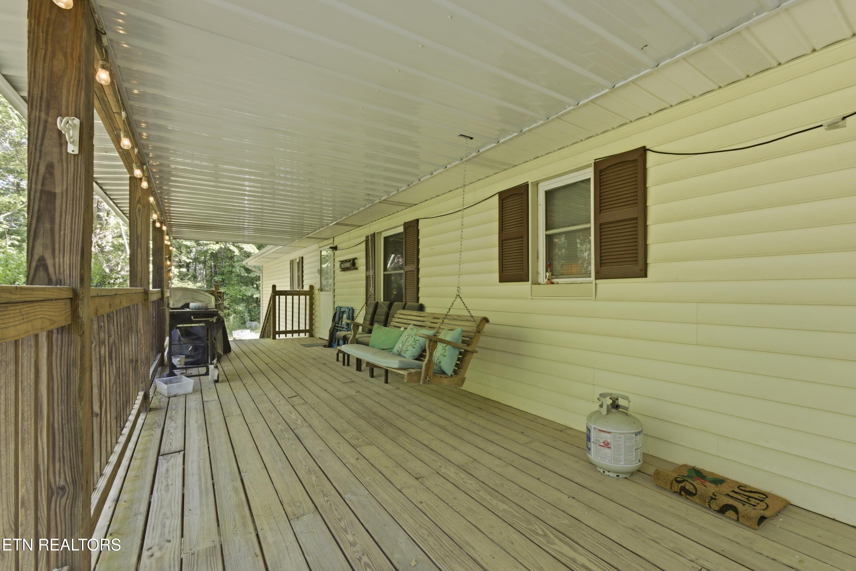 140 Walnut Street Deer Lodge, TN 37726 - Photo 10 of 37 476W9741